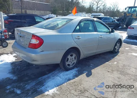 2003 Toyota Camry Le V6 from USA, damaged, VIN 4T1BF32K23U059051